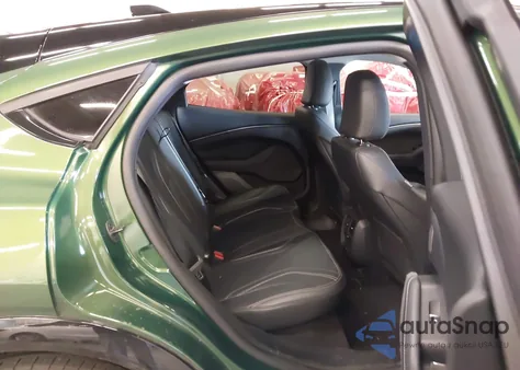 2024 Ford Mustang Mach-E Premium z USA, uszkodzony, nr VIN 3FMTK3SU1RMA48511